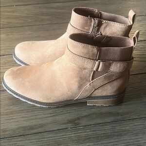 New Sonoma Tan Suede Ankle Boots
